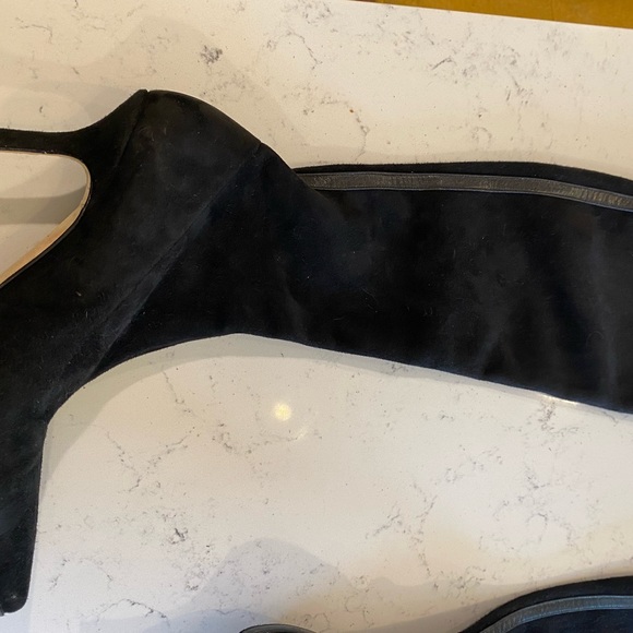 Discounted Shipping! Jimmy Choo Stretch black Suede Pull On Boot- Kitten heel - Picture 6 of 16